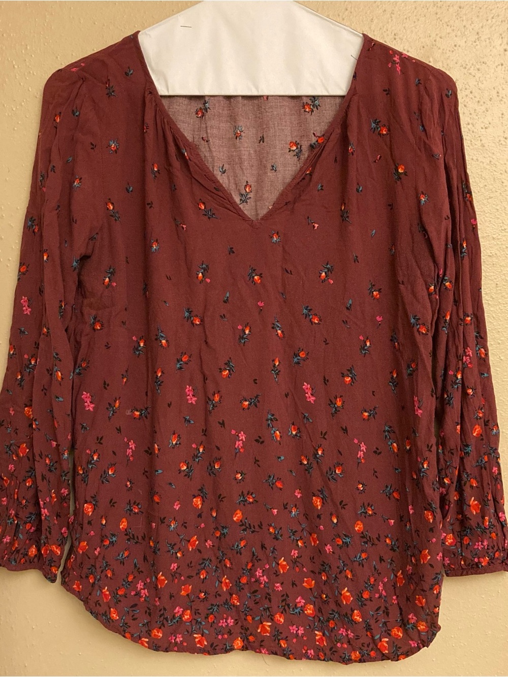 Old Navy Floral V-Neck Long Sleeve Top - Burgundy
